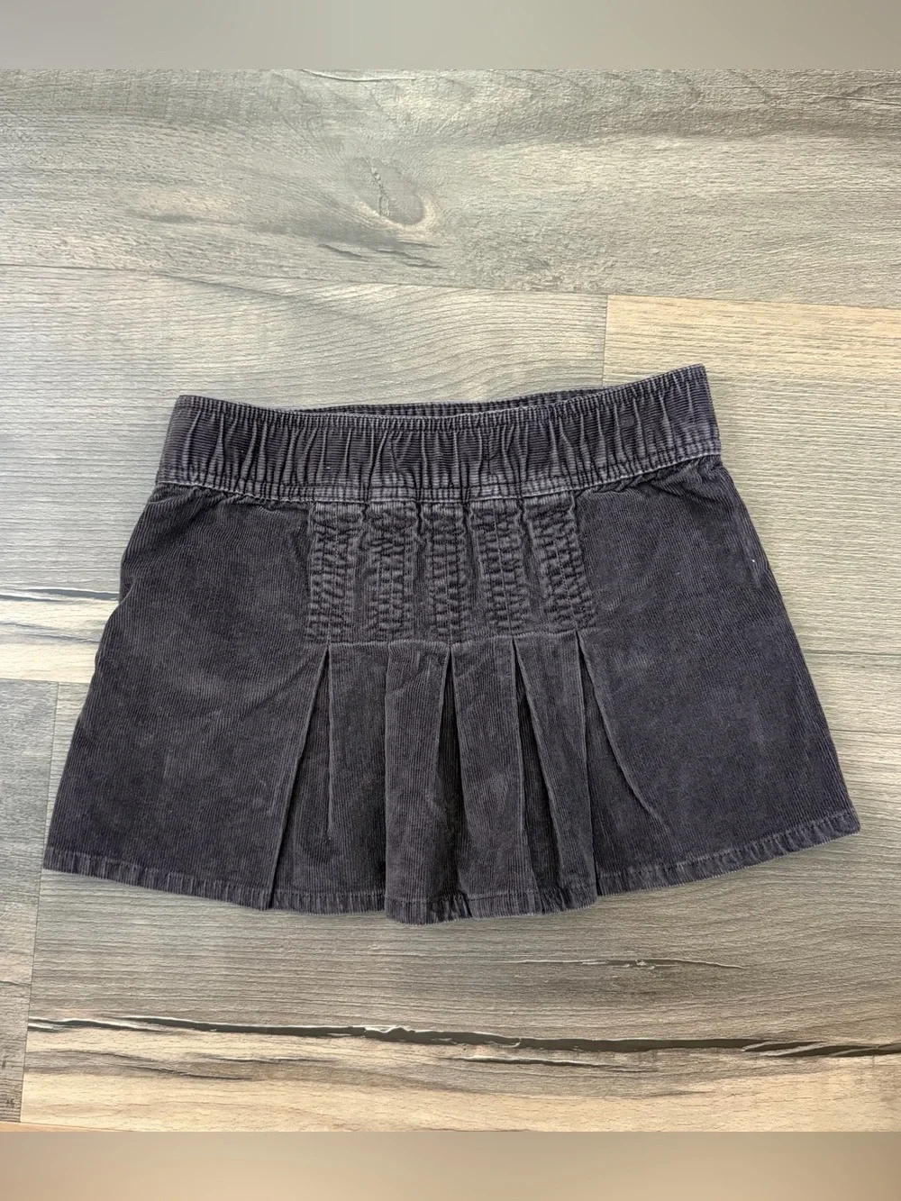Vintage Y2K '06 Old Navy Brown Corduroy Pleated Skirt Size 5